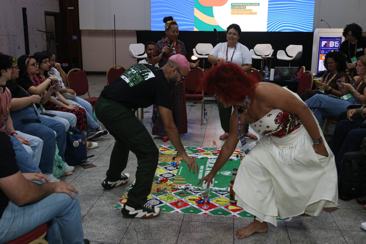 Fórum da Internet no Brasil debate IA e soberania digital