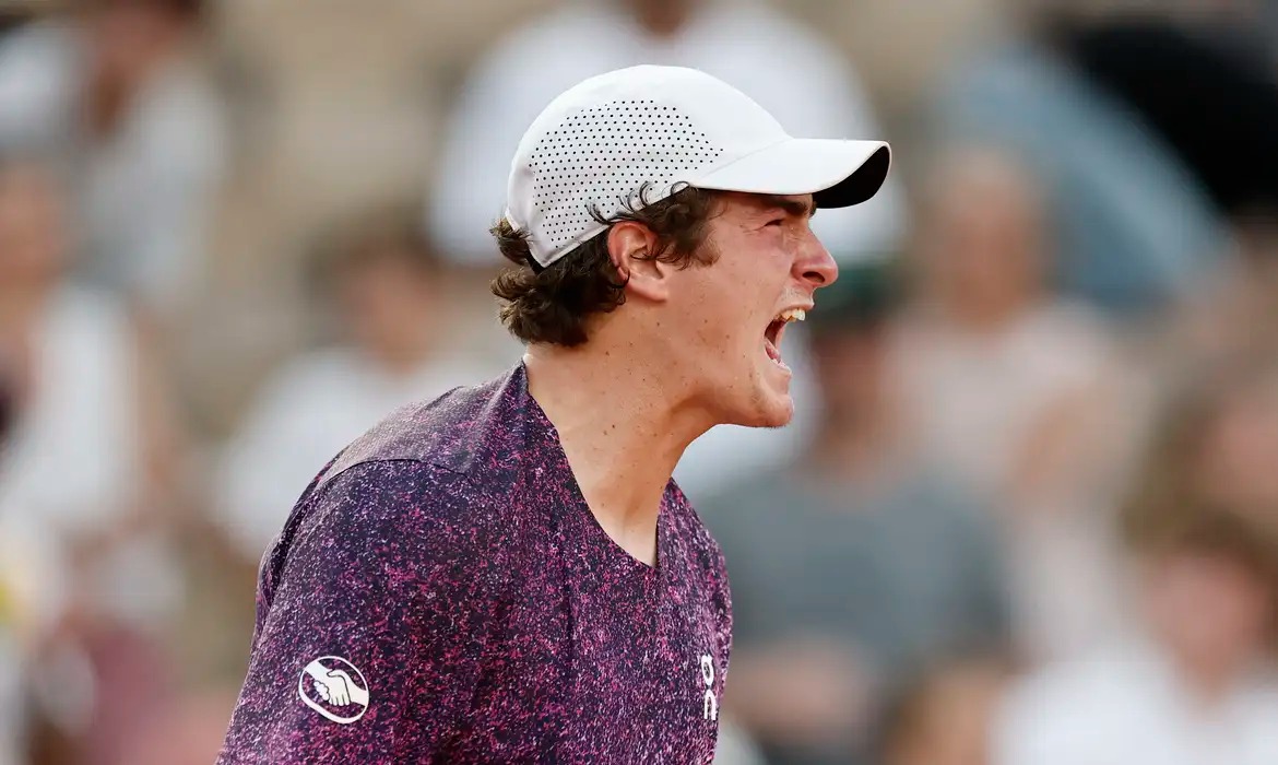 Roland Garros terá duelo de gerações no tênis