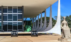 Moraes é notificado em processo nos EUA movido por Trump Media