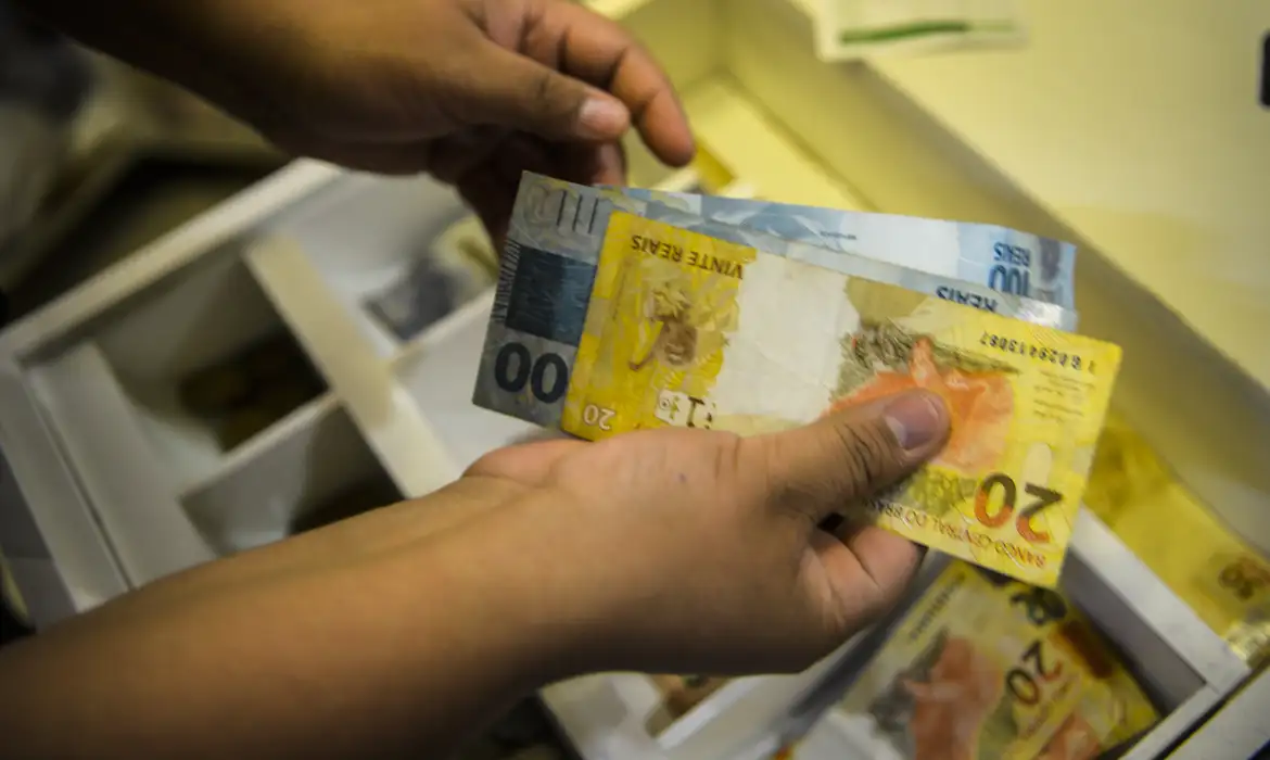 Novo Desenrola renegocia R$ 12 bilhões em dívidas e amplia benefícios