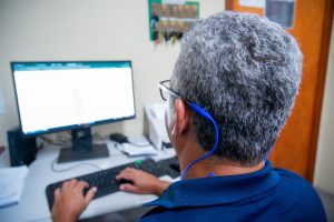 Amazonas debate impactos da digitalização em idosos