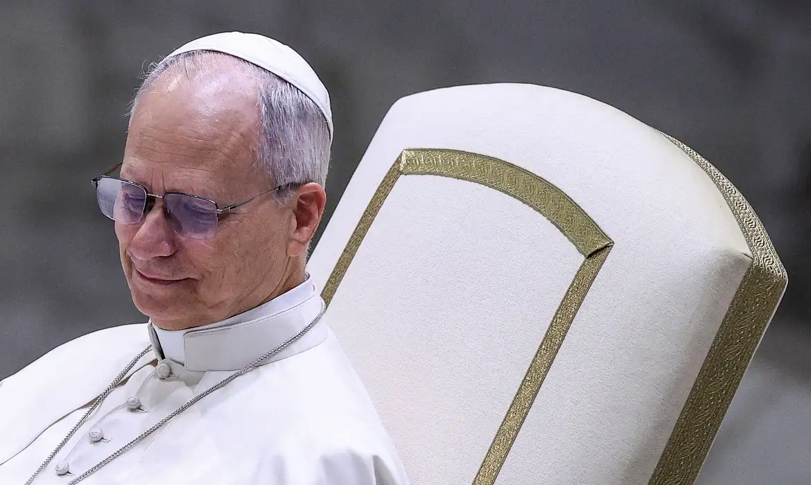 Papa critica egoísmo social