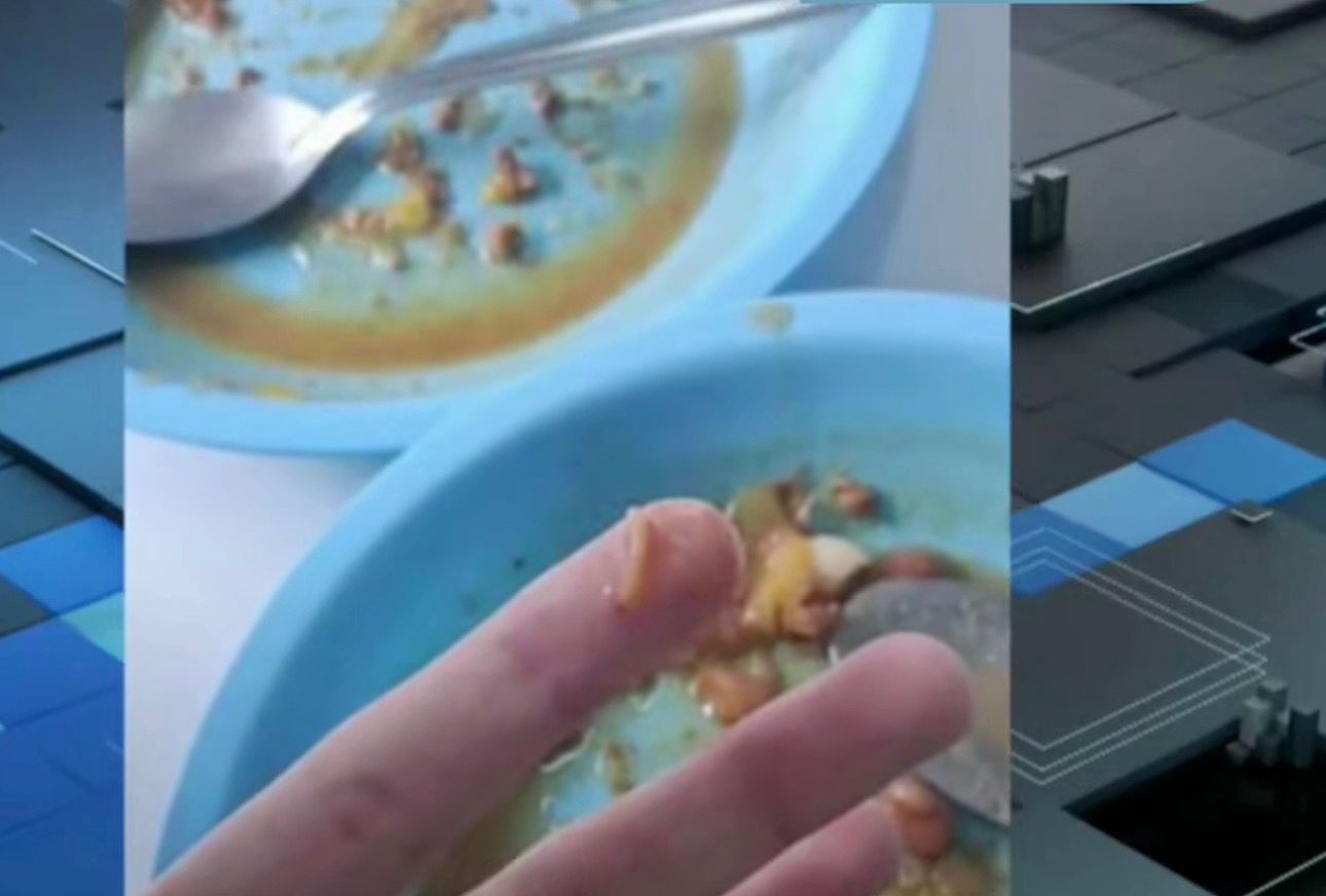 Merenda contaminada em escola