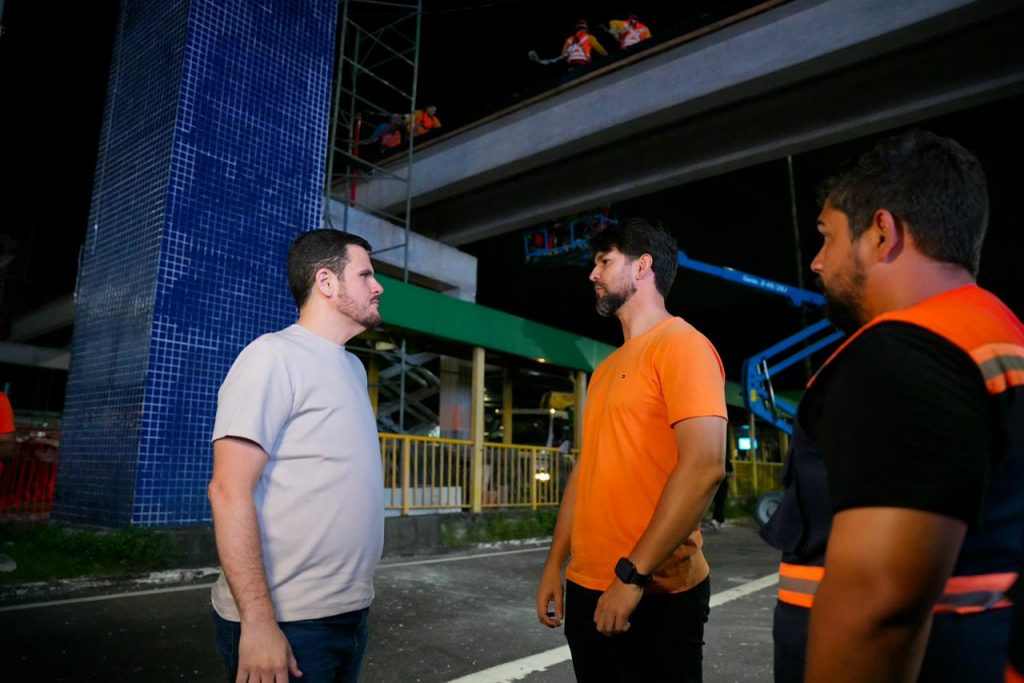 Reconstrução da passarela entra na reta final em Manaus
