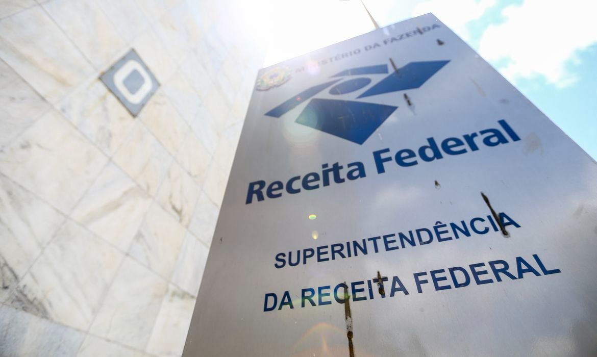 Arrecadação federal influencia contas públicas em 2026