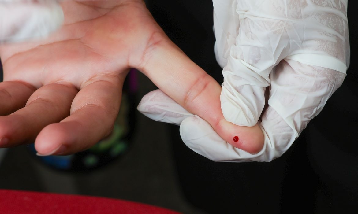 Brasil avança no combate à hepatite B