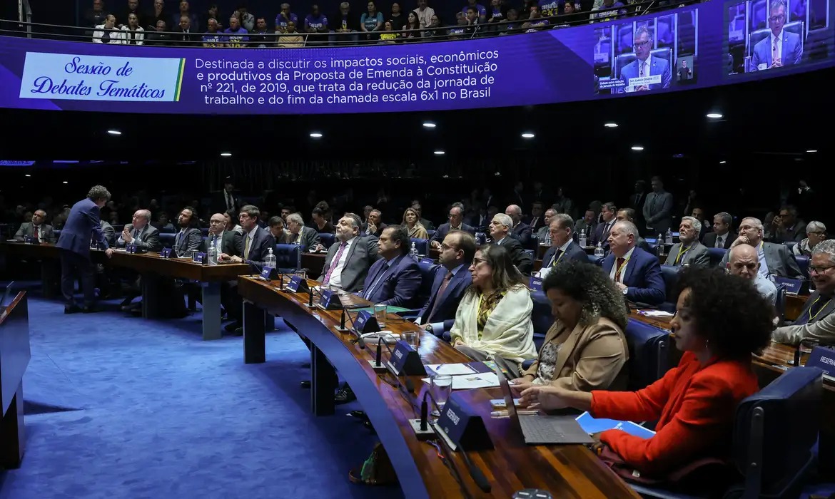 PEC do fim da escala 6x1 movimenta debate econômico