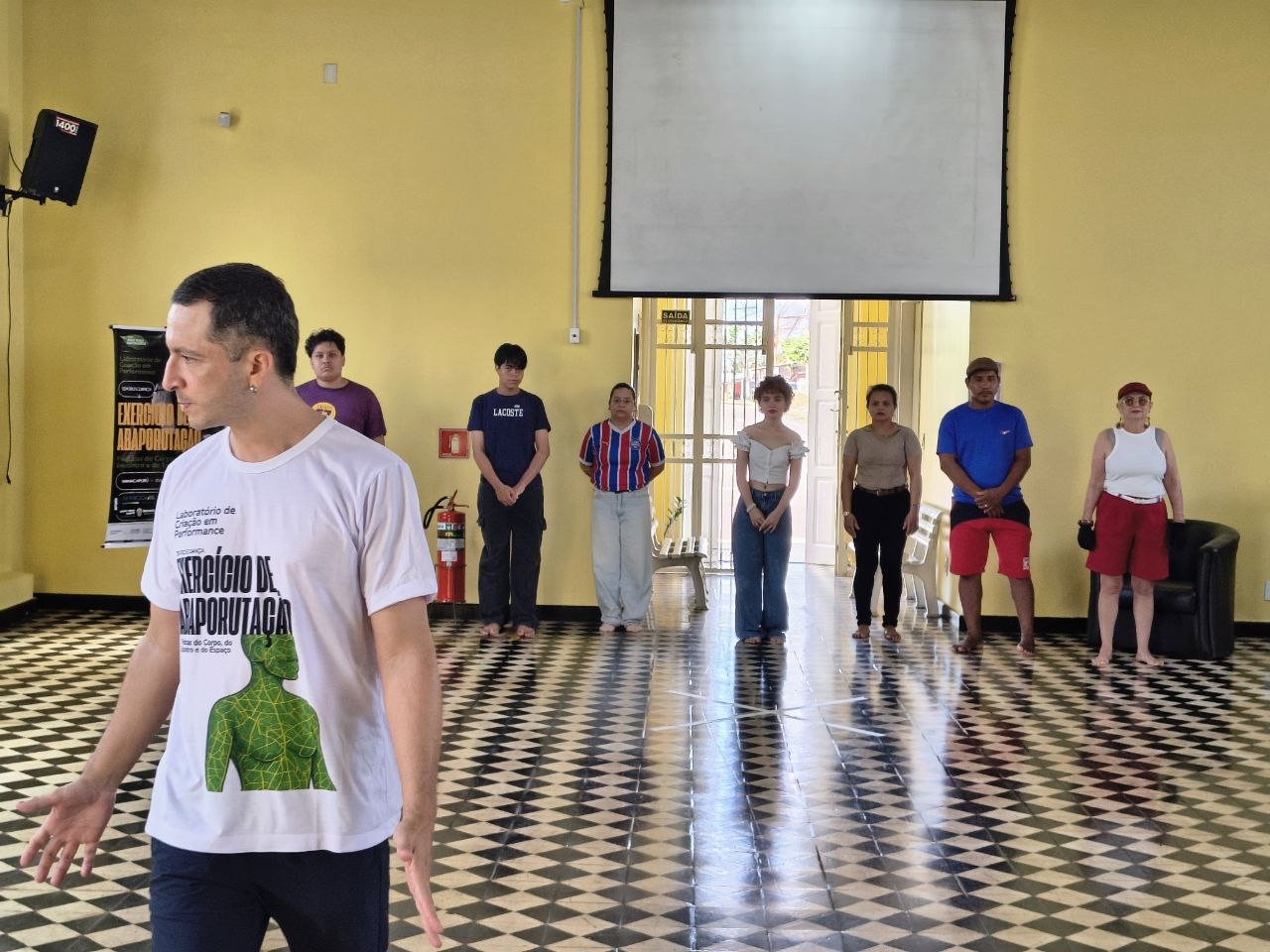 Oficina gratuita de performance acontece em Presidente Figueiredo