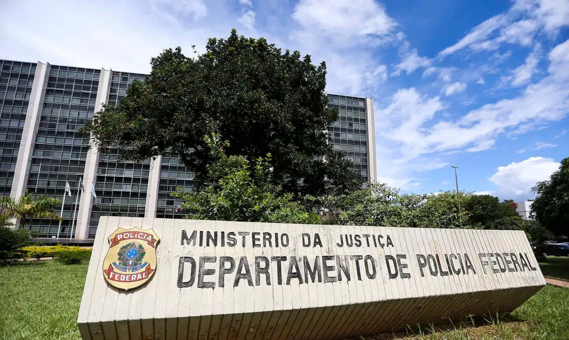 PF investiga esquema de intimidação