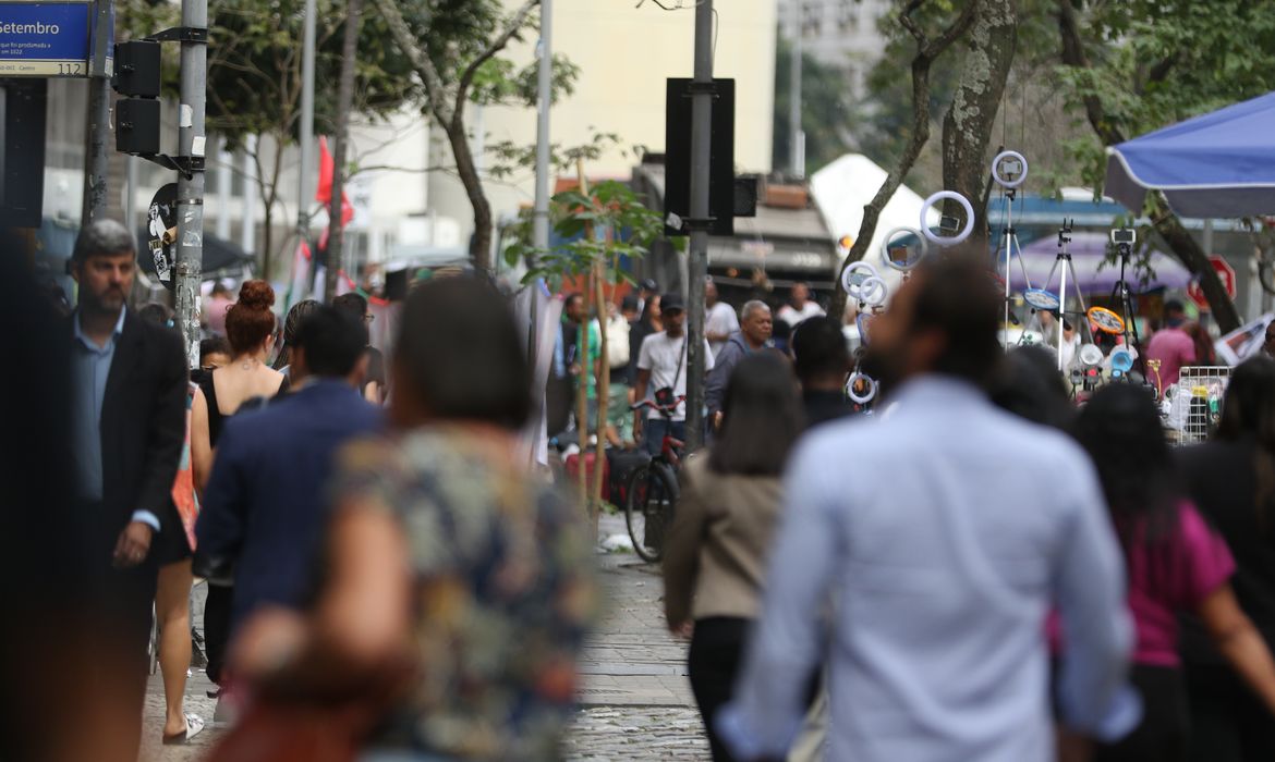 IBGE amplia Pesquisa Nacional de Saúde com exames