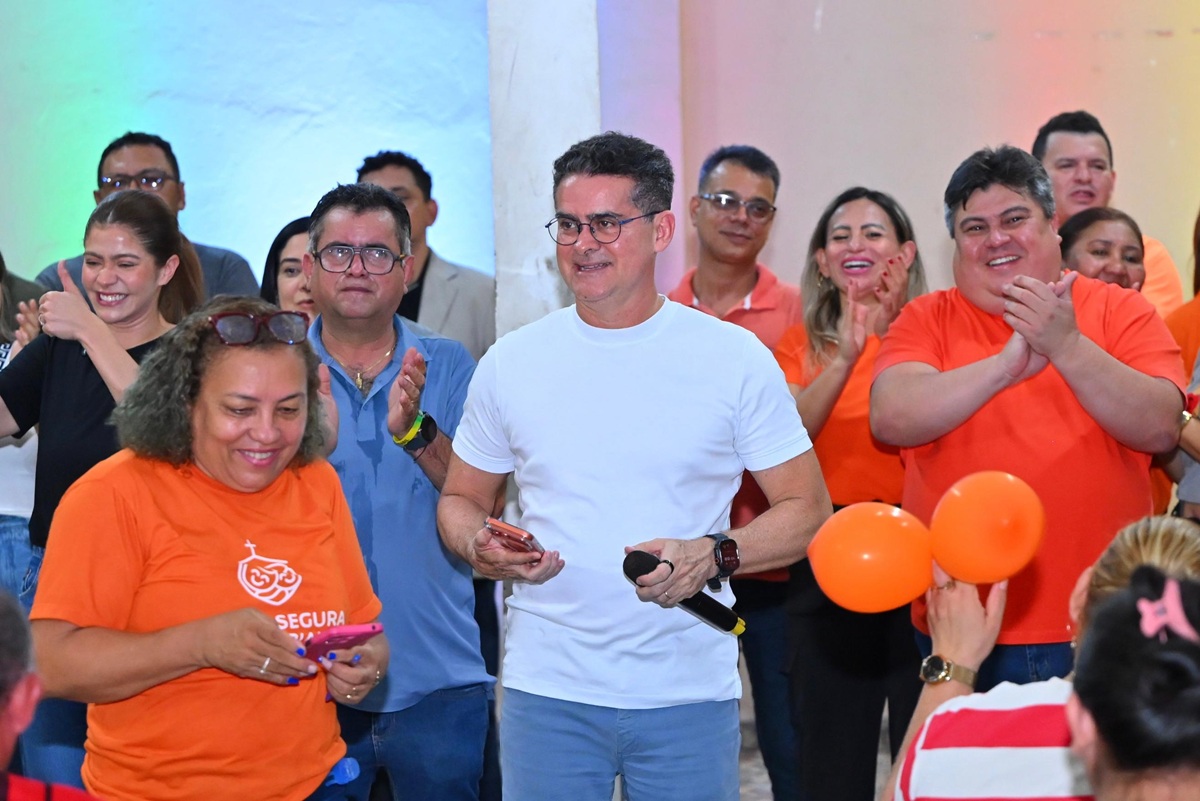David Almeida reúne lideranças e reforça projeto estadual