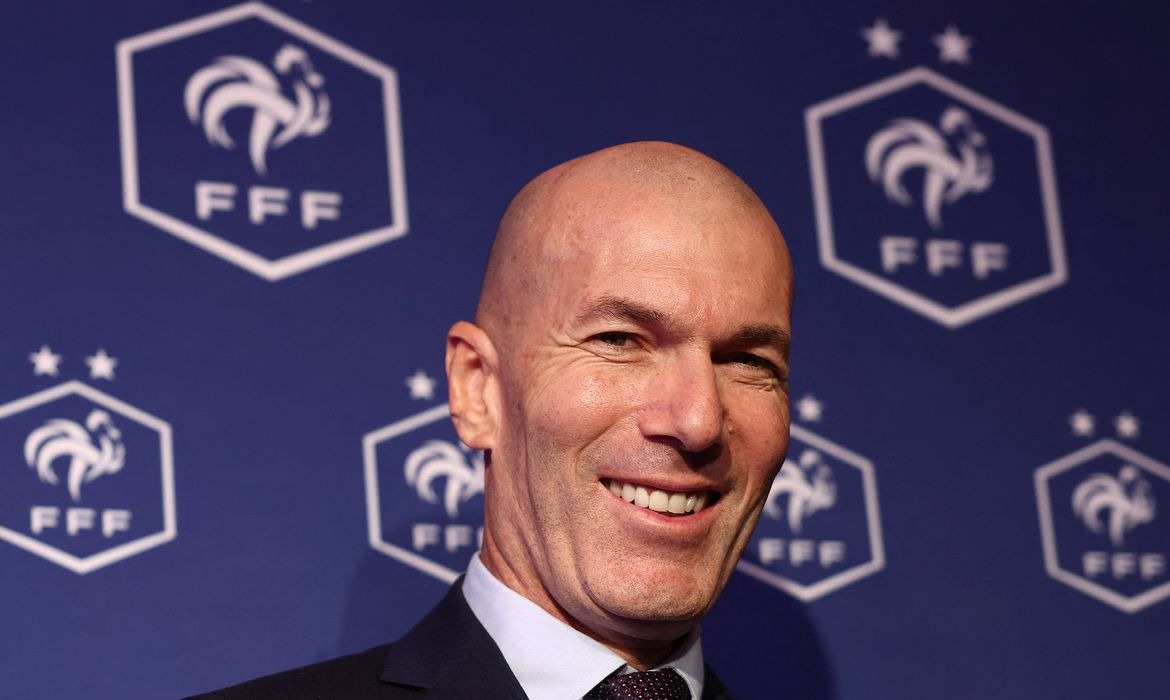 Zidane terá Mbappé e estrelas no ataque da França