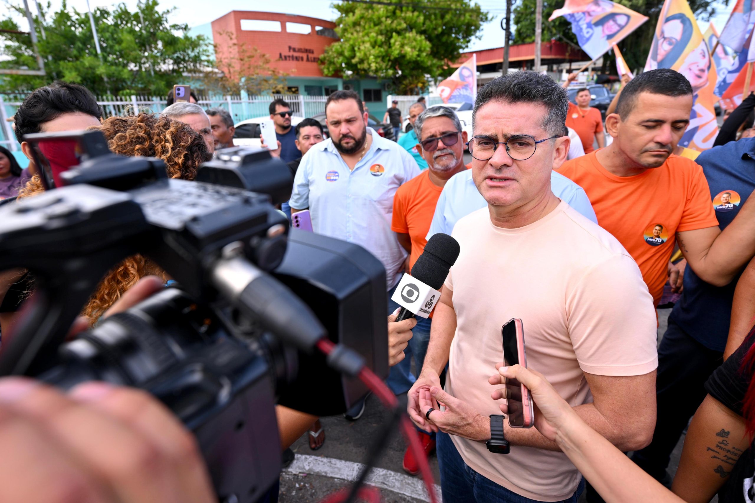David Almeida promete três escolas estaduais de tempo integral