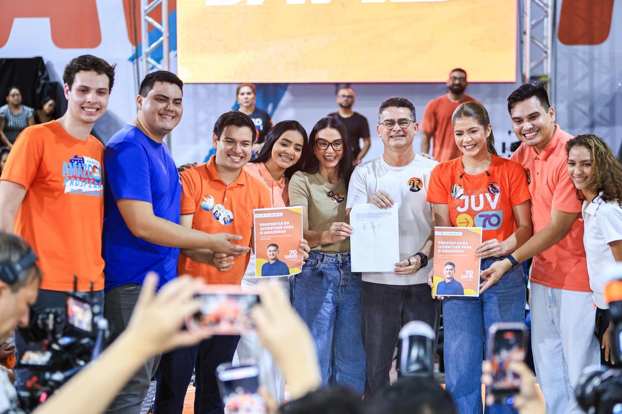 David Almeida propõe expansão de bolsas e fortalecimento da formação profissional