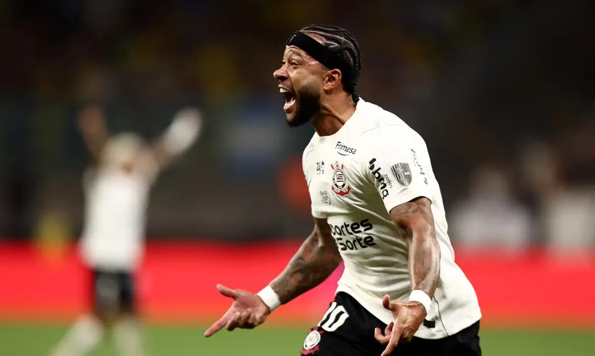 Quatro brasileiros podem fazer história na Libertadores