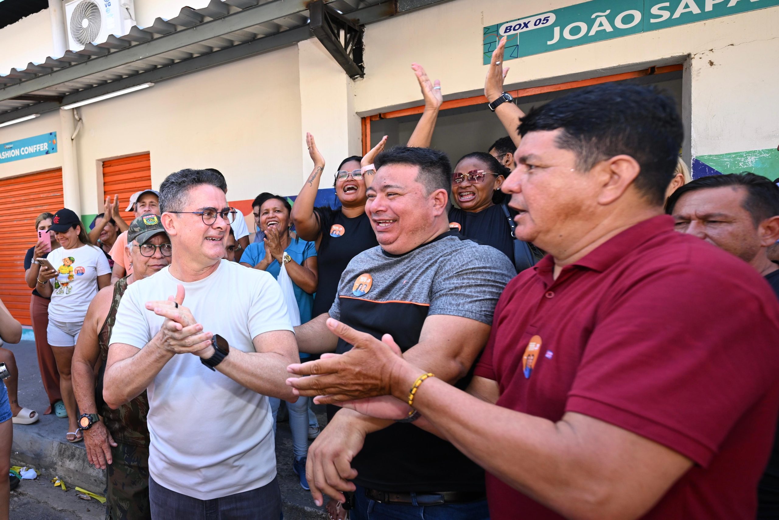 David Almeida visita Feira do São Jorge