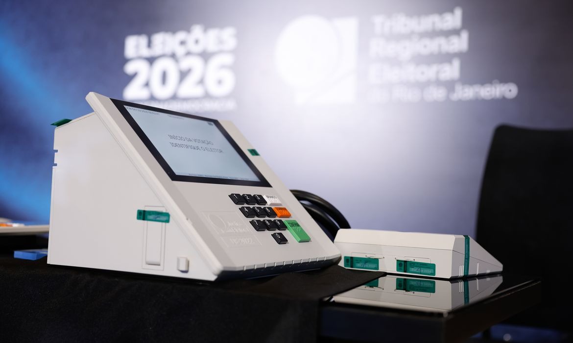 Polarização política leva PRD e Solidariedade à neutralidade