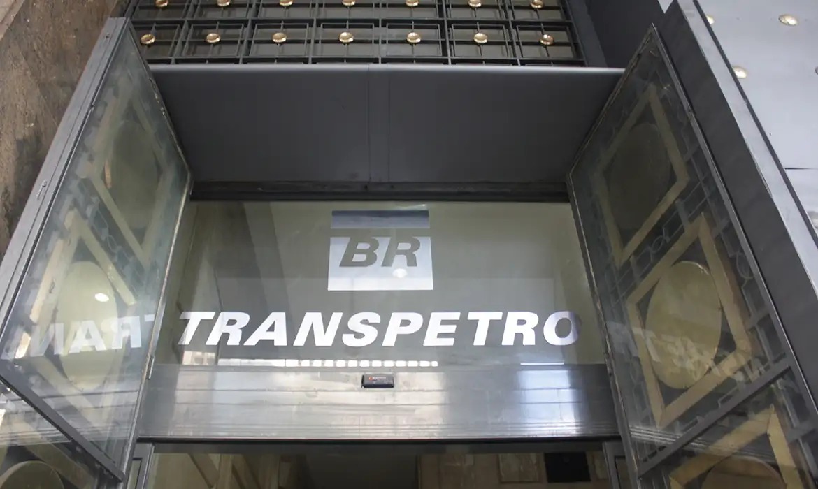Transpetro abre seleção para diversos profissionais