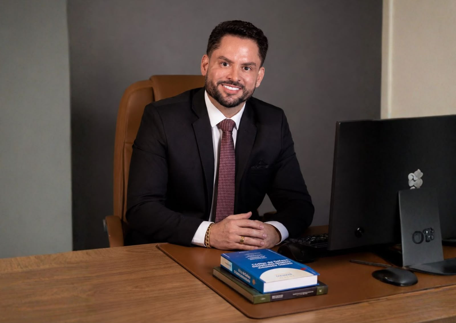 AADCAM alerta sobre exigências em processos