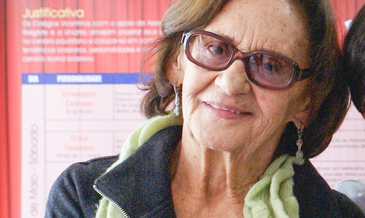 Laura Cardoso deixa legado no cinema, teatro e TV