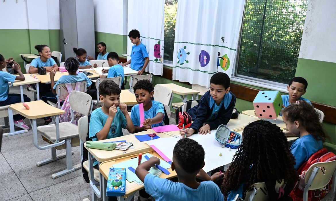 Ensino integral vai além do aumento da jornada escolar