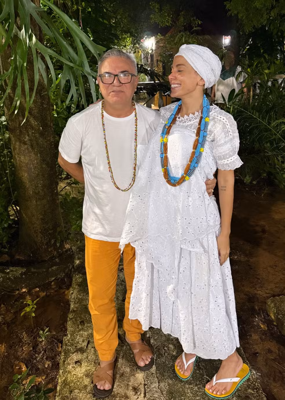 Anitta relembra medo de assumir religião publicamente