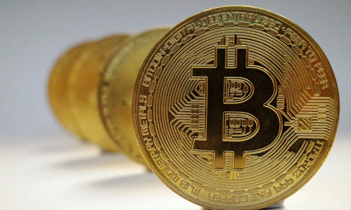 Criptomoedas: BC cria nova regra para operações de US$ 10 mil