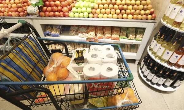 Manaus registra uma das maiores quedas da cesta básica