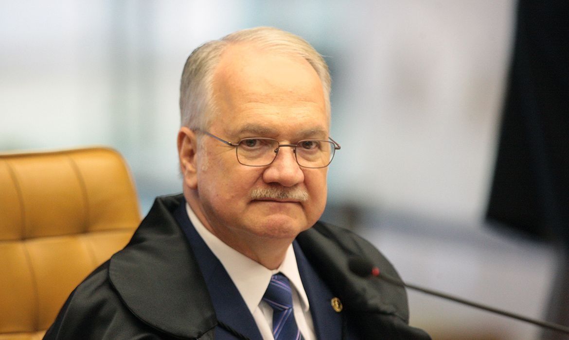 Fachin manda ampliar acesso aos documentos da investigação do Banco Master