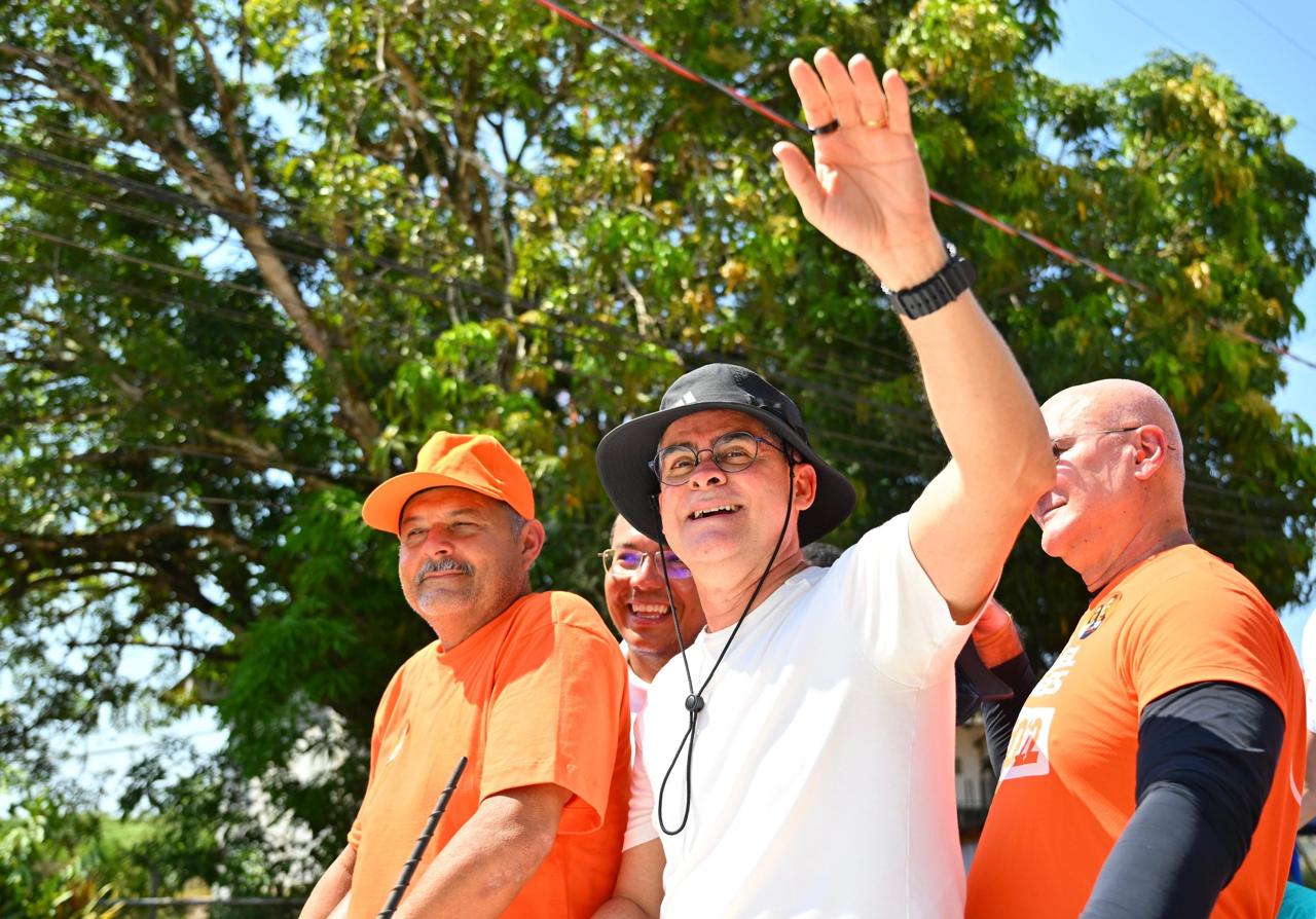 David Almeida visita três municípios do Baixo Amazonas em agenda de campanha